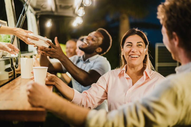 Renting A Food Truck is Getting More Popular For Event Catering